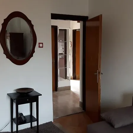 Lave Apartment