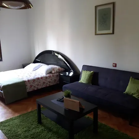 Apartment Lave