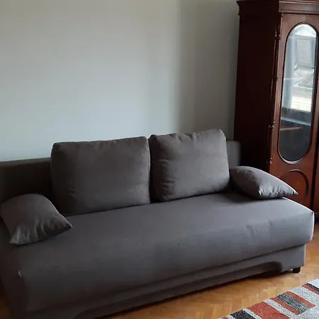 Lave Apartment *